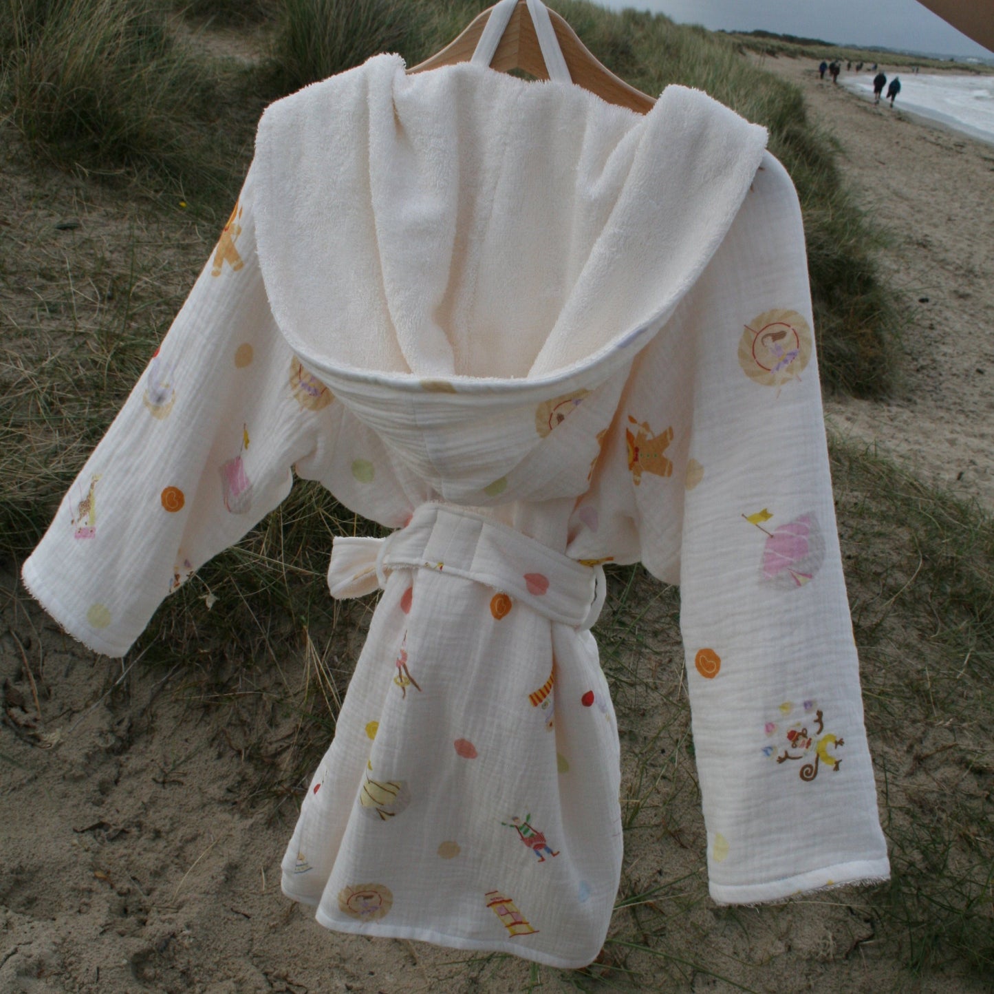 Children's Dressing Gown - Circus Tea Party